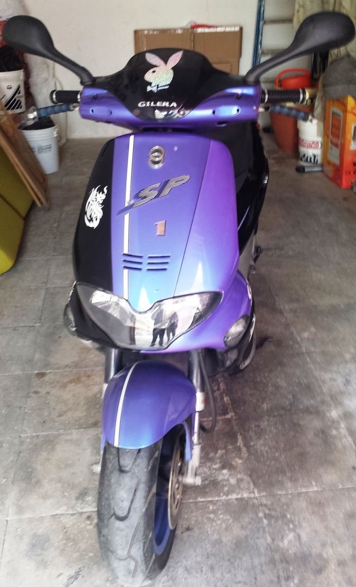 Adesivi Scooter GILERA RUNNER DD 50 - del 1999 - KIT - Annunci Cosenza